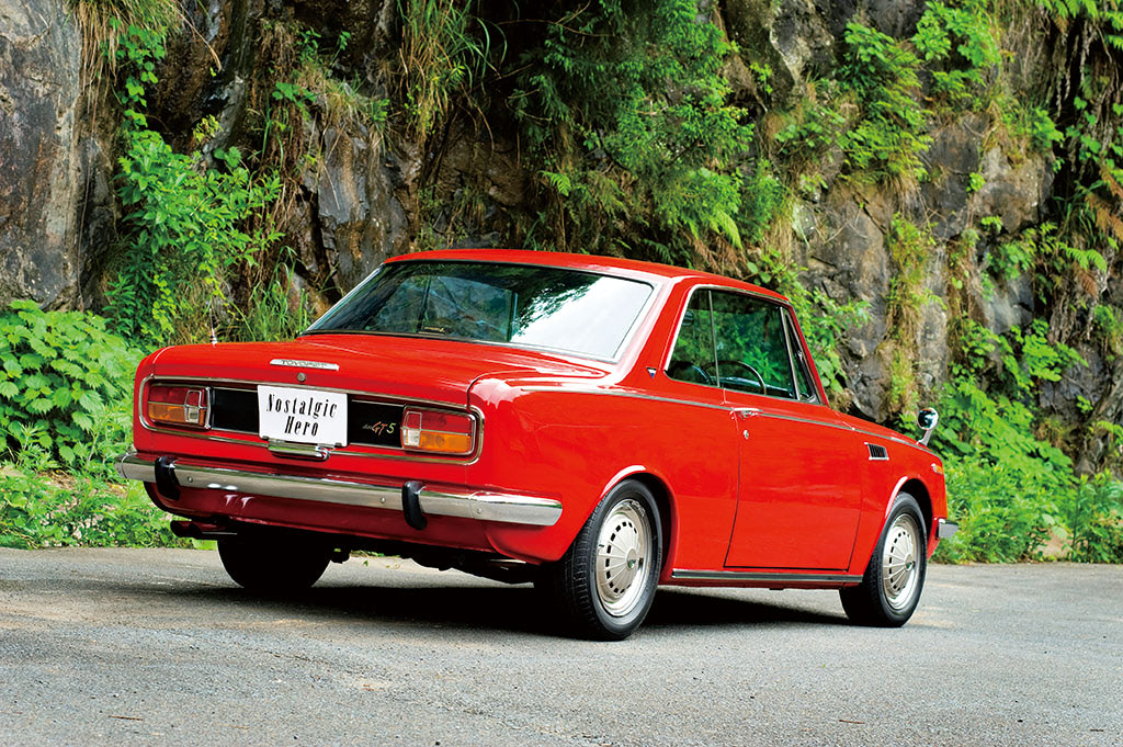 コロナそのままのスタイルだったが、コロナにあらず！ DOHCエンジンを