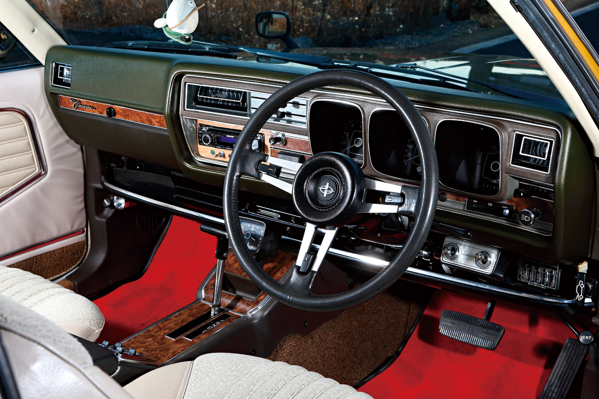 リリシズムのある高級ハードトップの理想像。日本初の4ドアHTへの序章