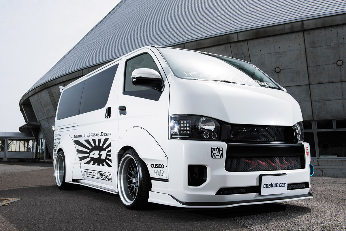 ワークスキット魅せられオーナー【02】リアに鎮座するワンオフの竹ヤリ