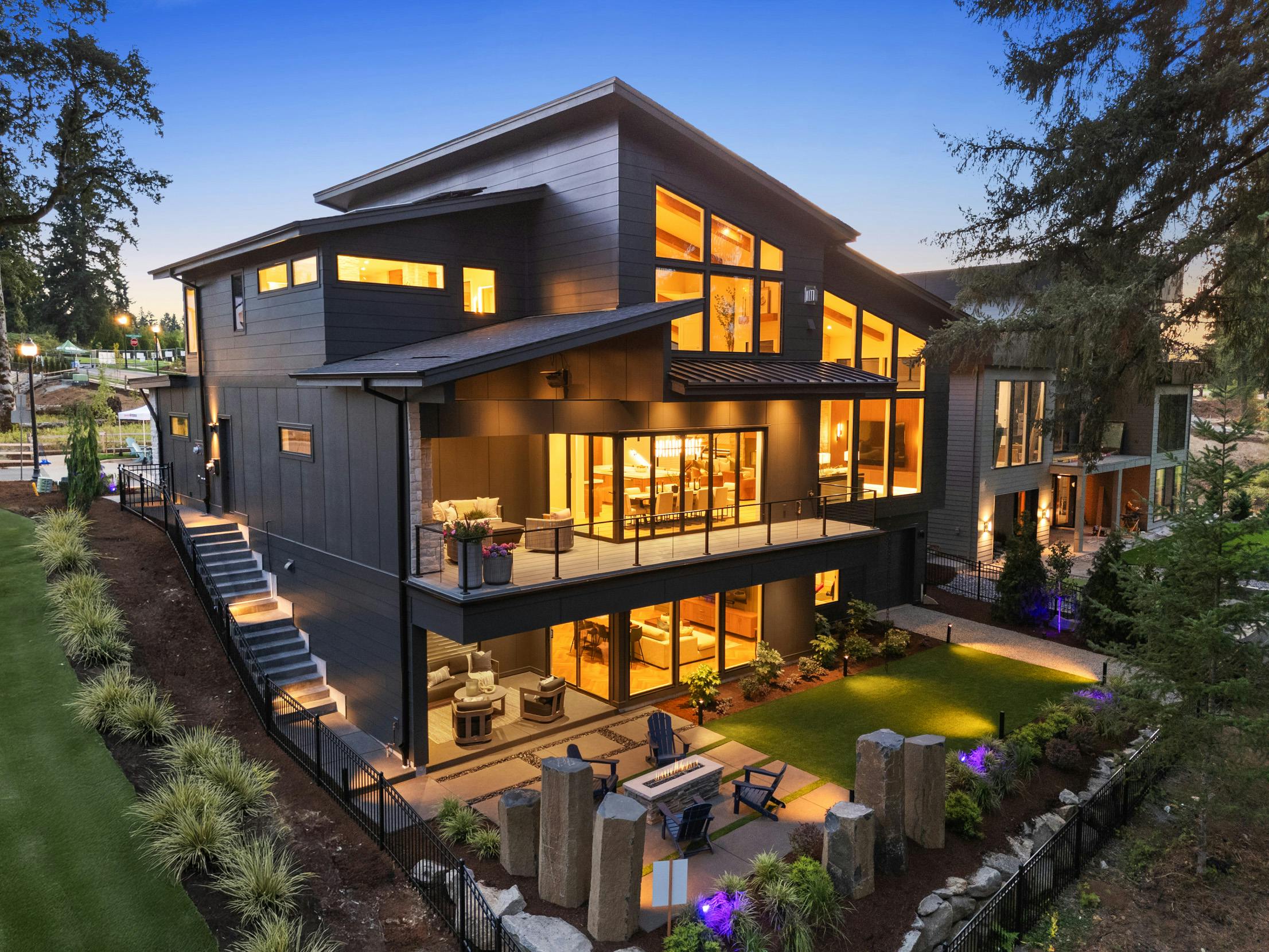 Organic Modern Masterpiece Features a NanaWall Open Corner Folding