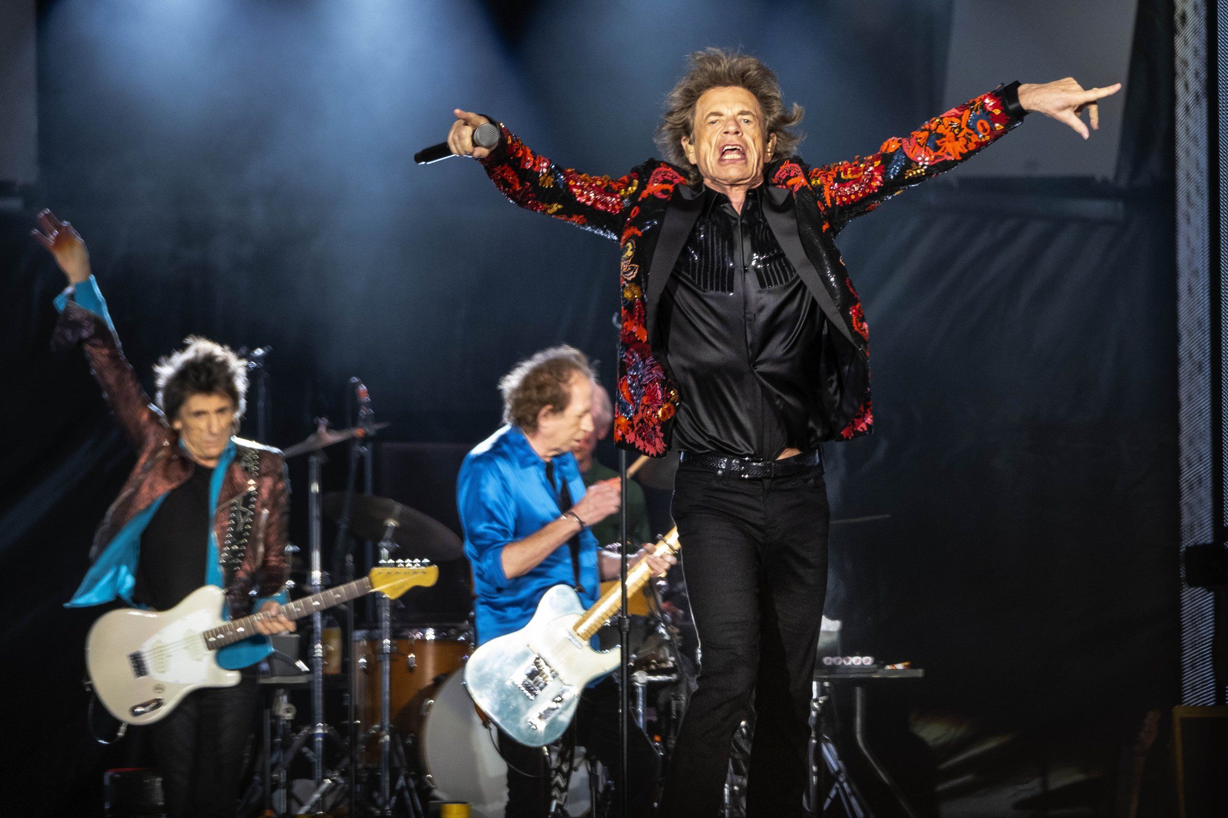 Review: Rolling Stones, running on attitude, reward eager Seattle