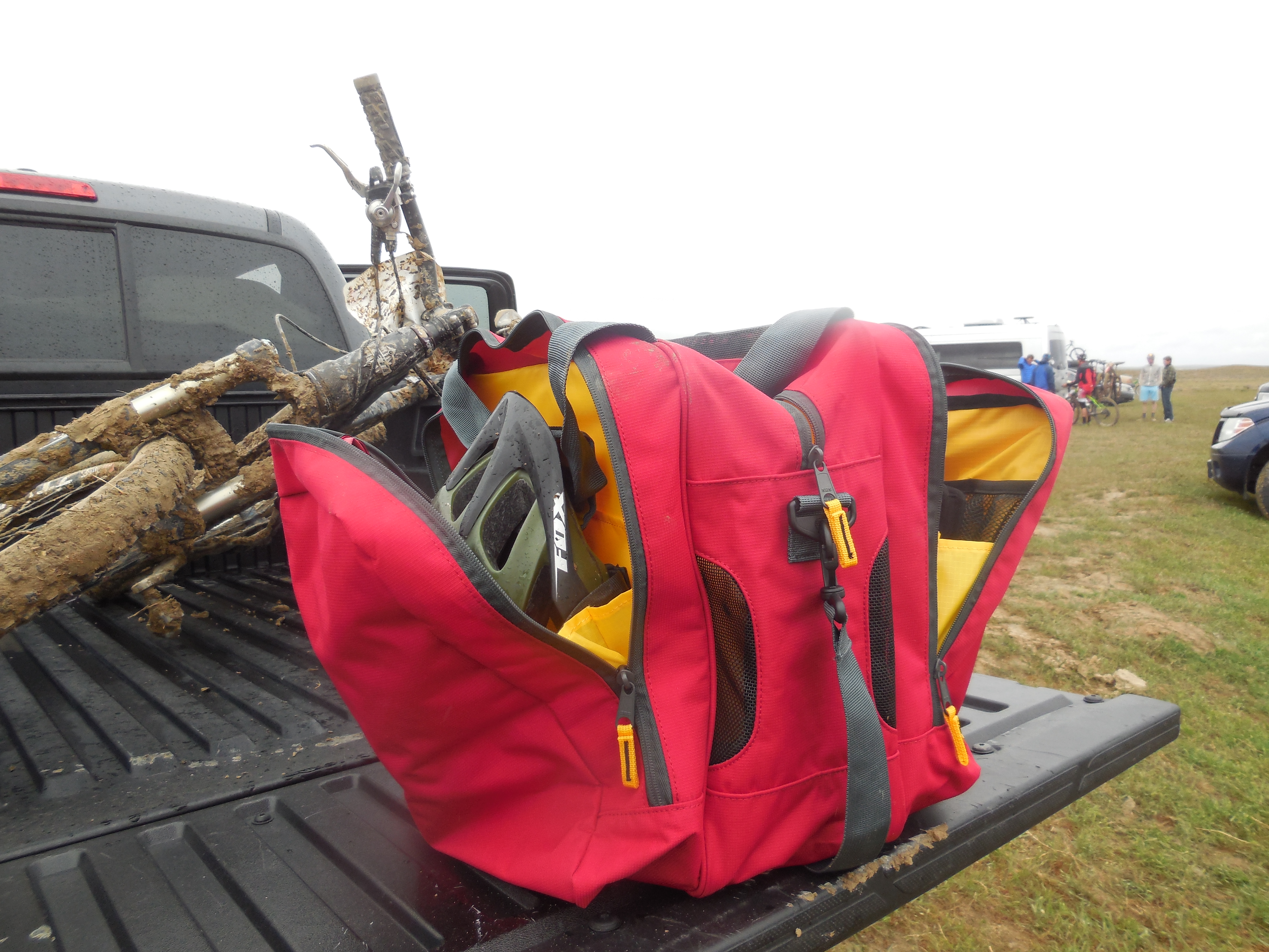 Review: Mountainsmith Bike Cube Deluxe - Singletracks Mountain