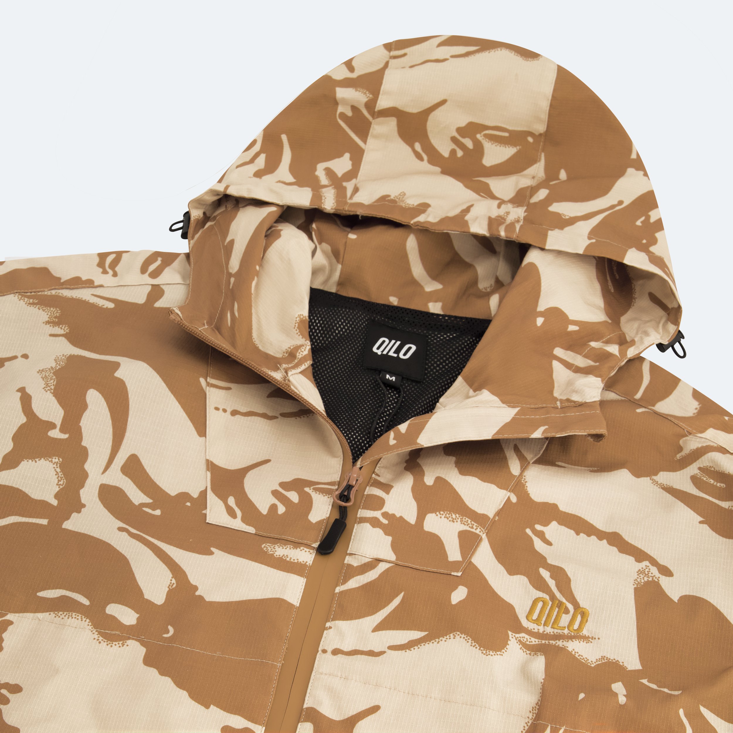Retro Windbreaker in Desert DPM - QILO