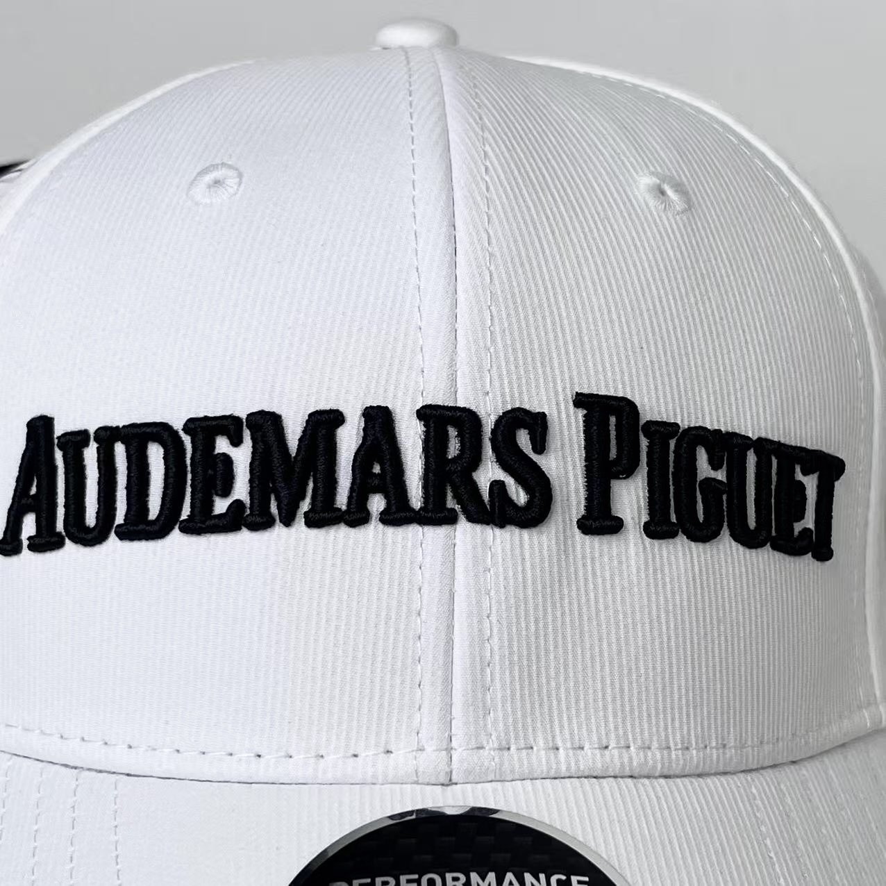 Audemars Piguet x TaylorMade White Performance Golf Cap – One Size