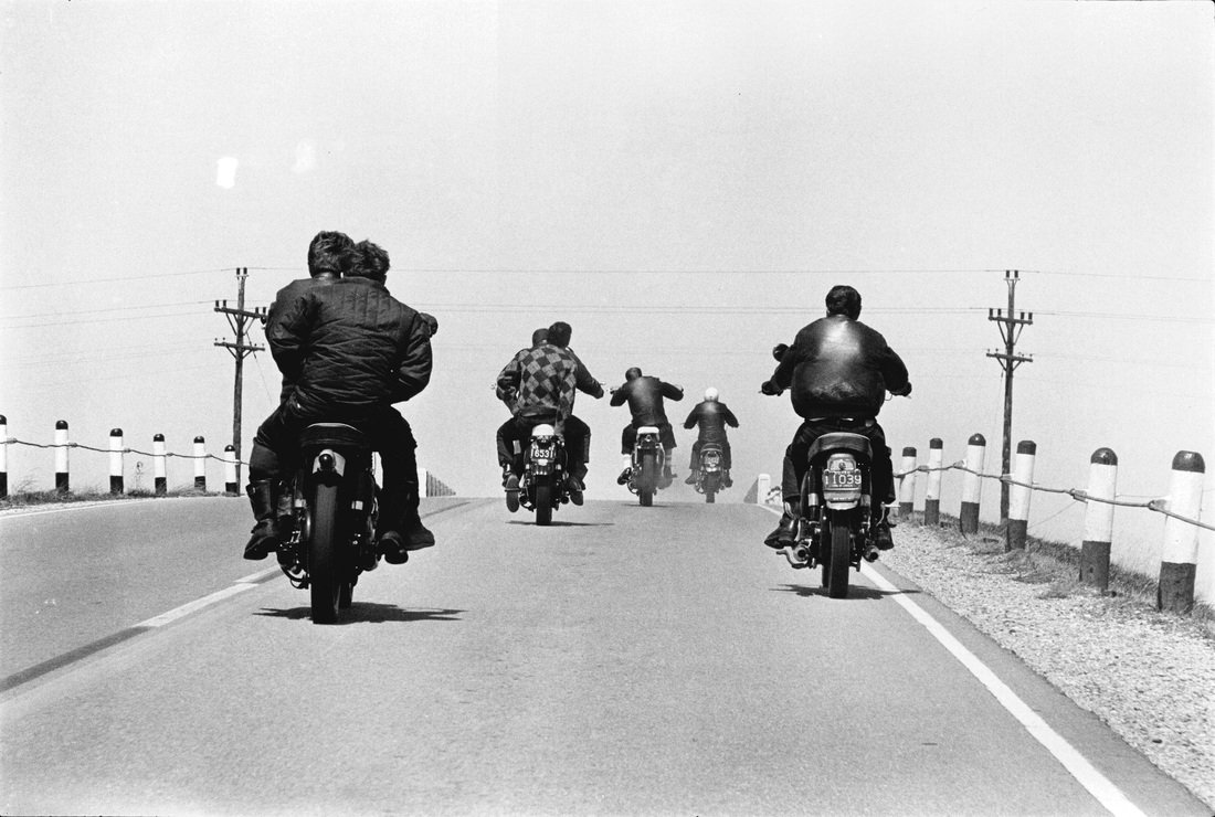 Danny Lyon: The Bikeriders — art2art Circulating Exhibitions