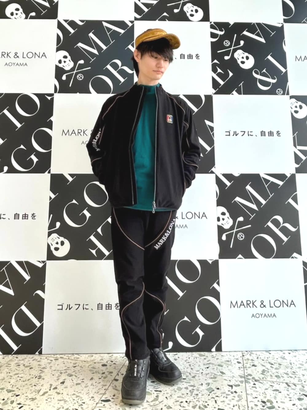 MARK & LONAのサンバイザーを使ったメンズ人気ファッション