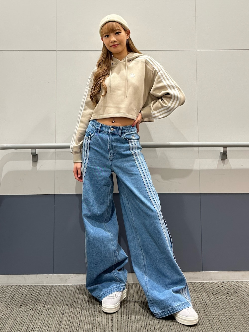 AH(アディダス オリジナルスショップ ららぽーと海老名)｜adidasの