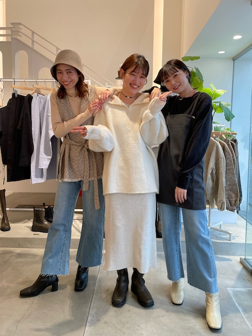 セール】カットオフワイドフレアデニム（デニムパンツ）｜mystic