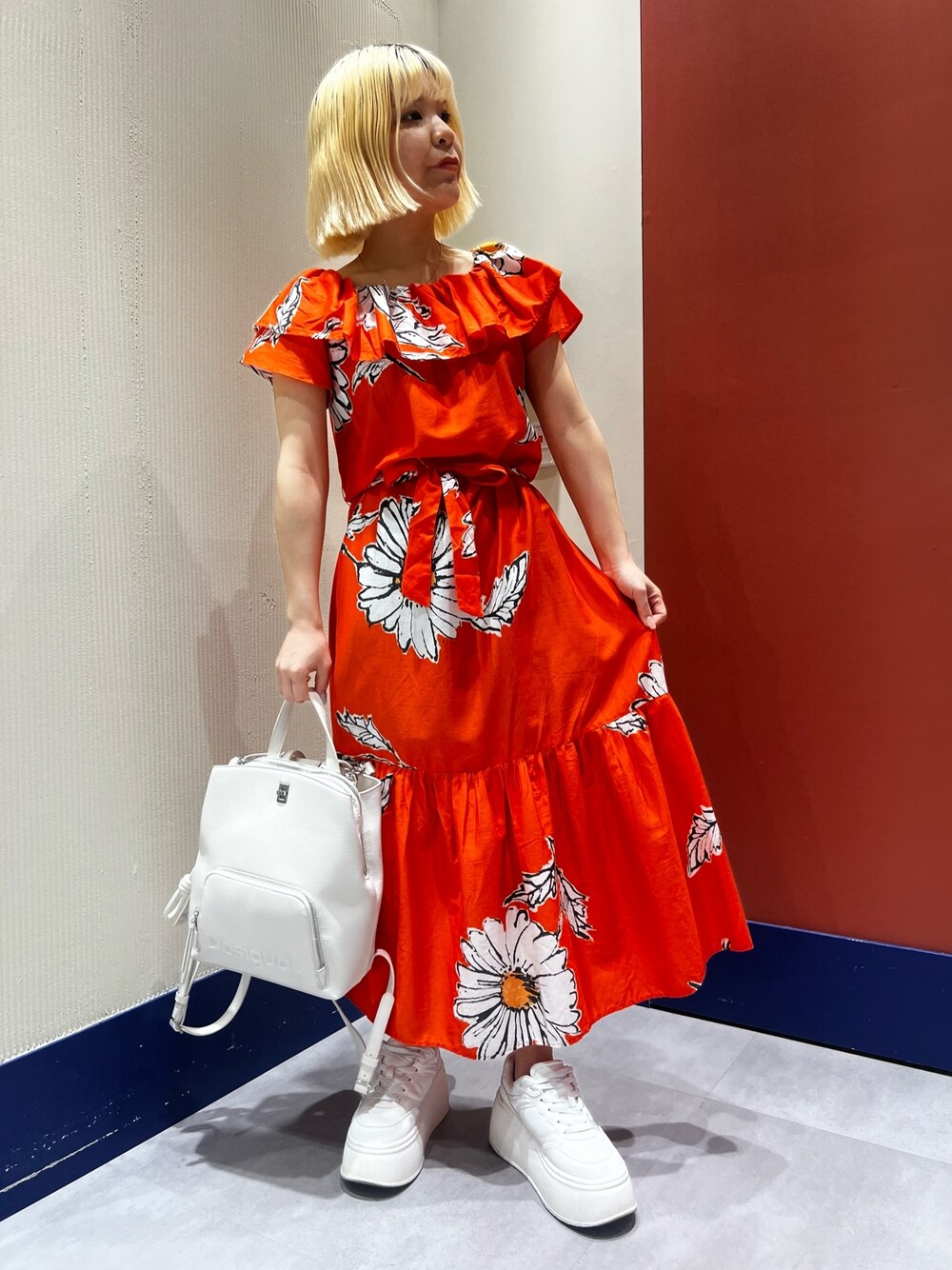 マーガレット フリル ミディワンピース | デシグアル(Desigual