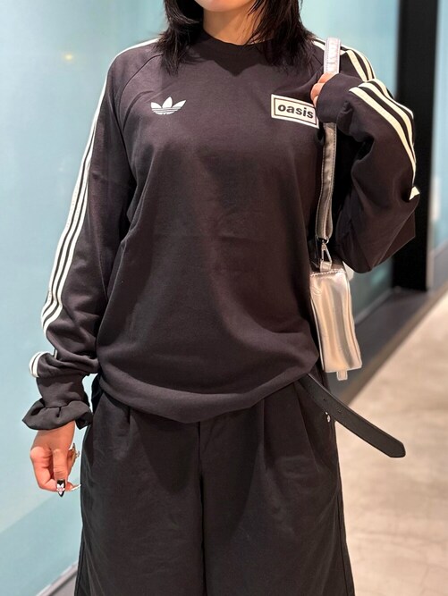 adidas Originals × Oasis ツアー スリーストライプス 長袖Tシャツの