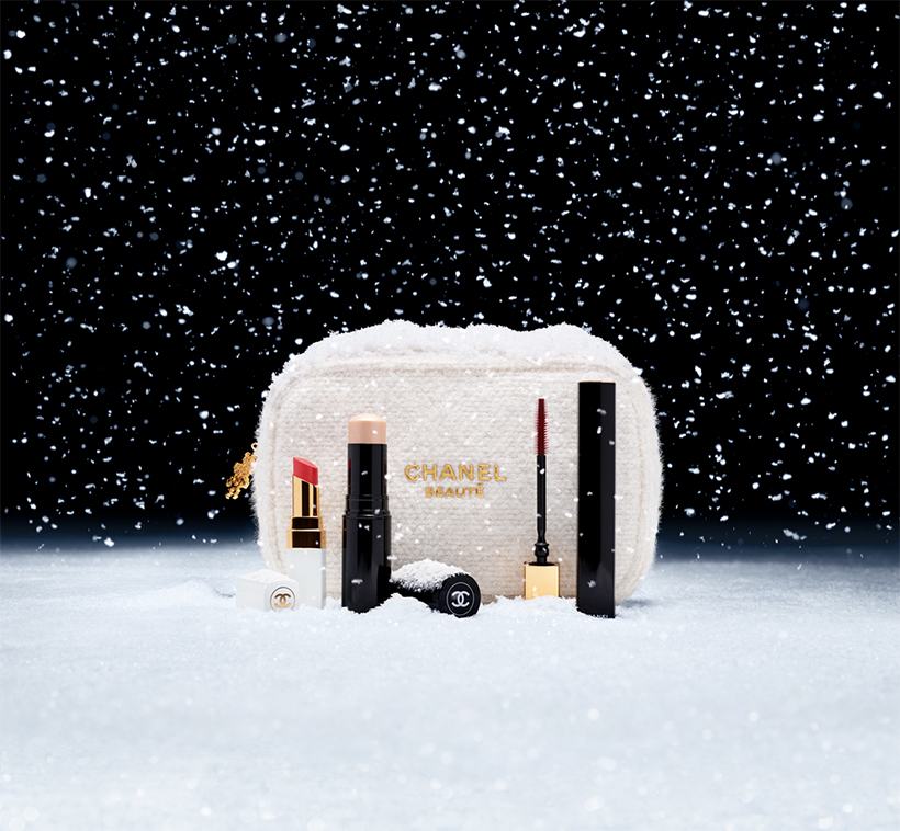 クリスマスコフレ2024 心ときめく「メイク」のコフレ12選 | 家庭画報