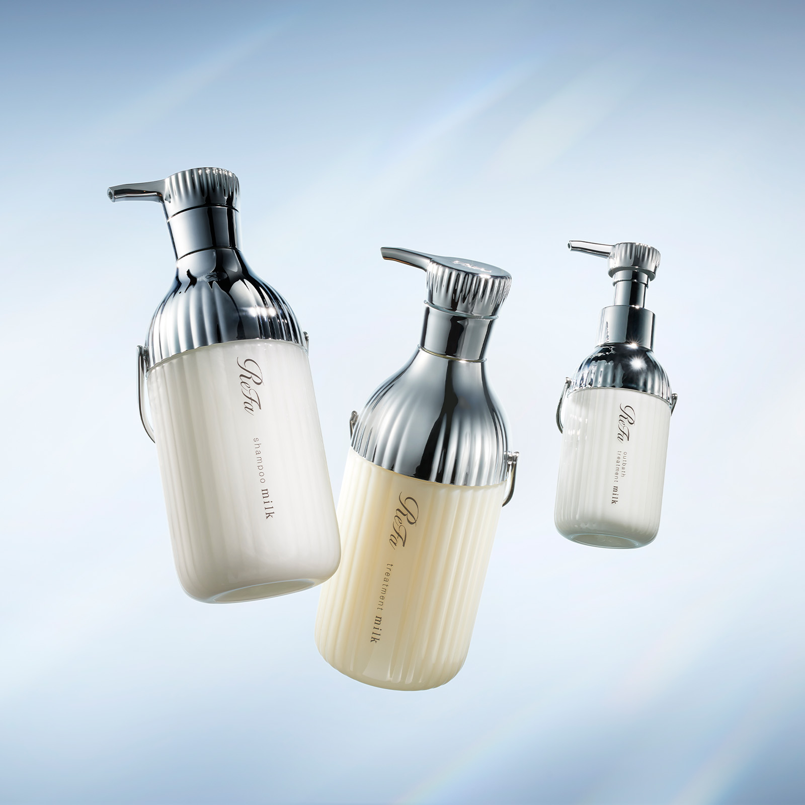 髪と頭皮を労る リファスカルプブラシ＆シャンプートリートメント