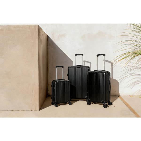 HIKOLAYAE Grand Creek Nested Hardside Luggage Set in Luxury Black