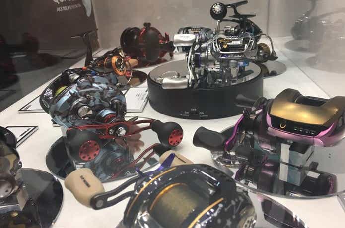 リールの種類と特徴を解説！メーカー別番手の見方をおさらいしよう