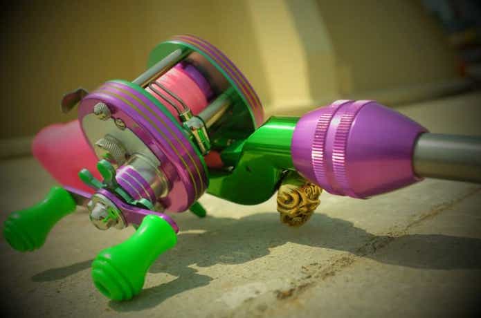 トイマシーンってどんなリール？男心くすぐるデザインに注目！ | TSURI