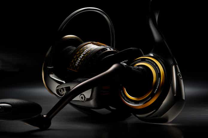 ブラック×ゴールドの“カッコよすぎる”スピニングリール10選 | TSURI