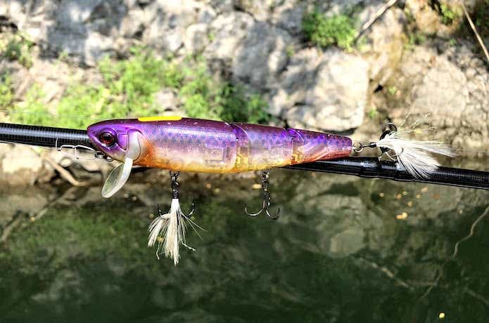 ジャッカル“スリークマイキー115”をインプレ｜無防備に泳ぐ“喰わせ”の