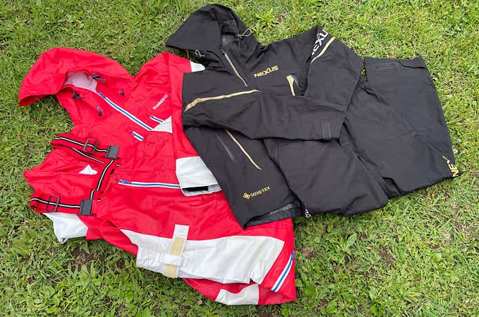 フィッシングスーツ15選｜防寒・防水性に優れた“上下セット”の機能性