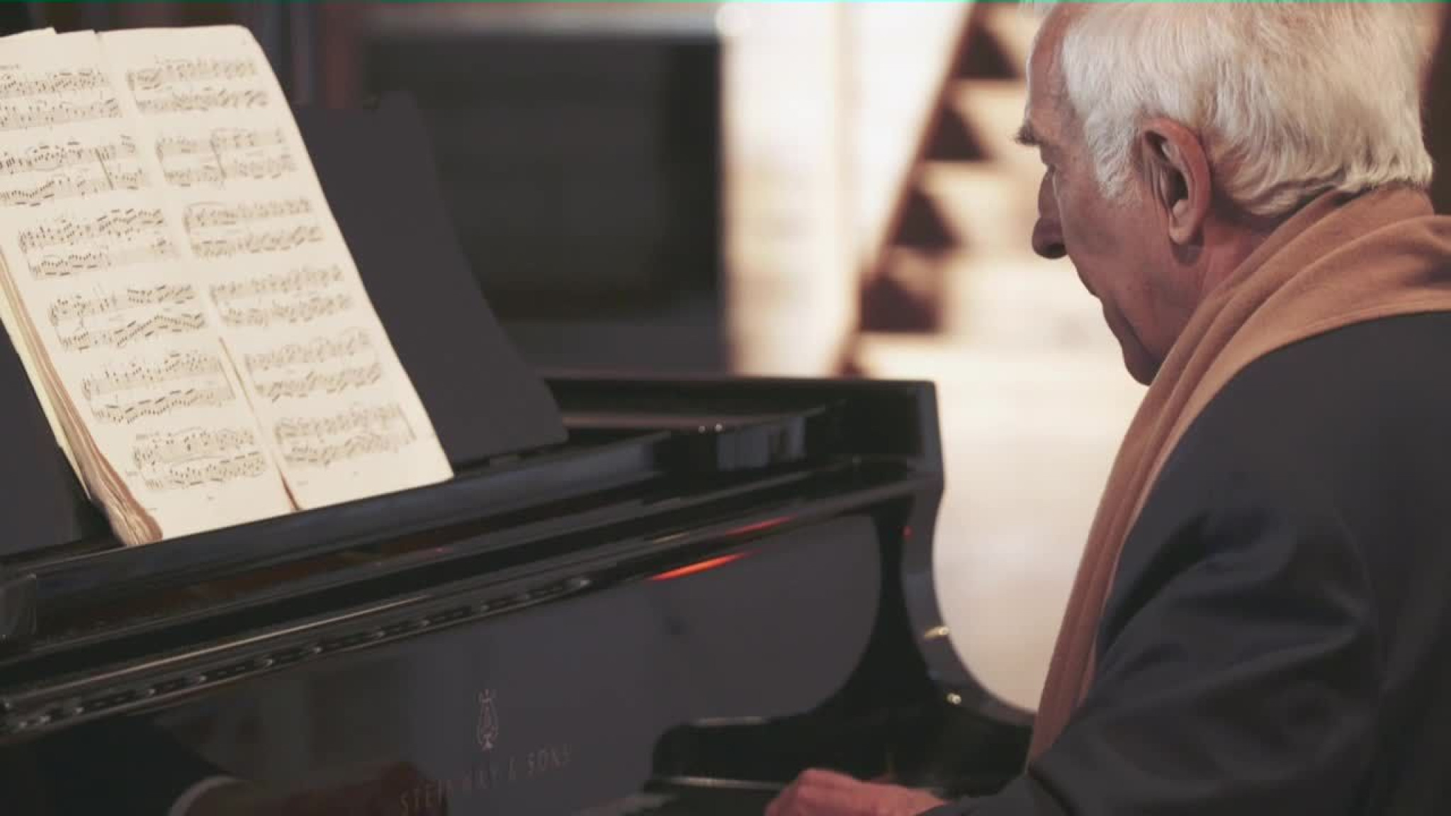 Vladimir Ashkenazy - Overview | Decca Classics