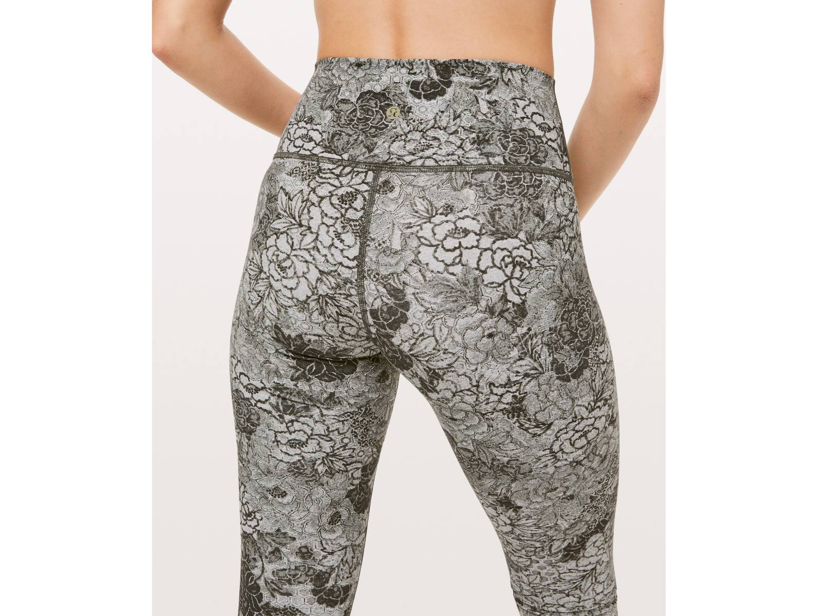 lululemonがアジア限定コレクションを発売【2019年の新作ヨガウェア