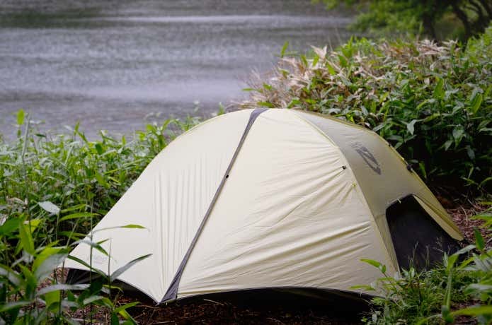 レビュー】最軽量級ダブルウォールテント「ホーネットオズモ」。軽さと