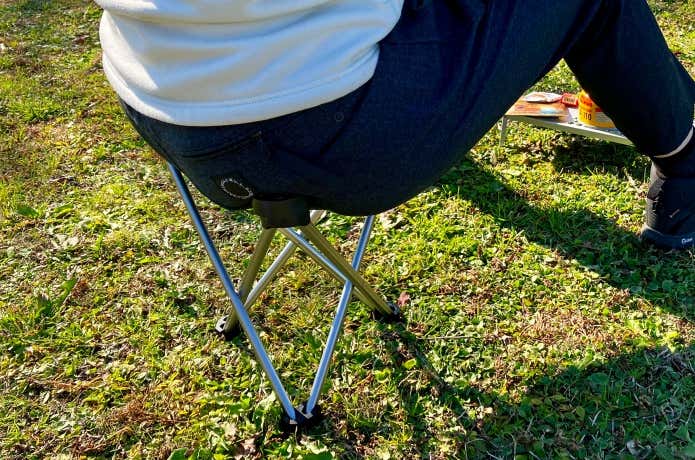 休憩をランクアップ！モンベル「L.W.トレールチェア」なら “軽さ”も