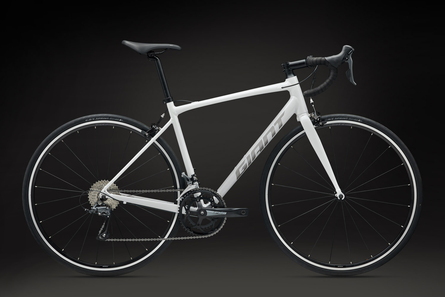 TCR / DEFY / TRINITY / CONTENDの2026モデル登場！ | Giant Bicycles