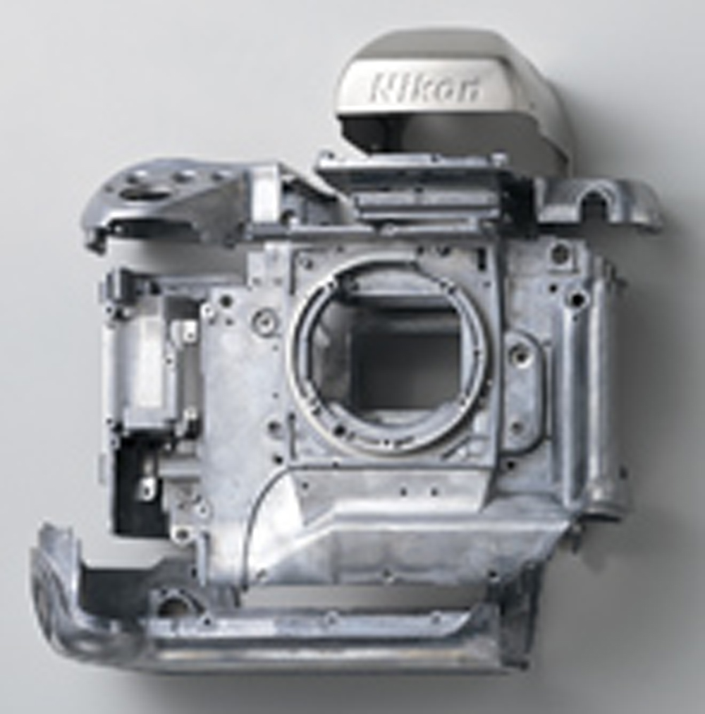 Debut of Nikon F5 | Camera Chronicle | Nikon Consumer