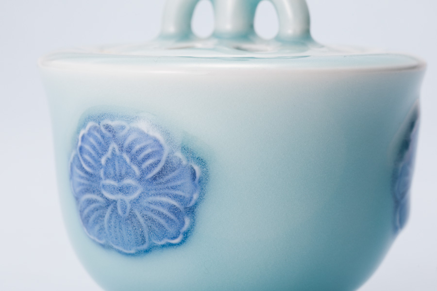 長春青磁陶窯 - 秘窯の里伊万里大川内山へ日本の伝統工芸品伊万里焼