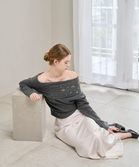 シュテルビーズオフショルダーニット/cle blatt(クレブラット