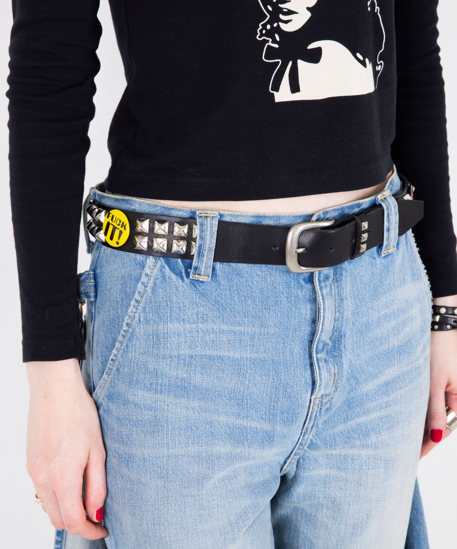 STUDS BADGES FEVER ベルト|HYSTERIC GLAMOUR WOMEN | HYSTERIC