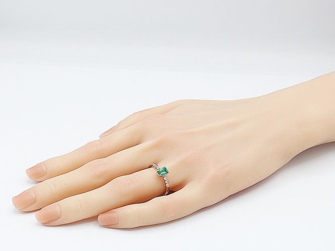 エメラルド リング 0.5ct Pt900 (14456) 指輪 リング プラチナ