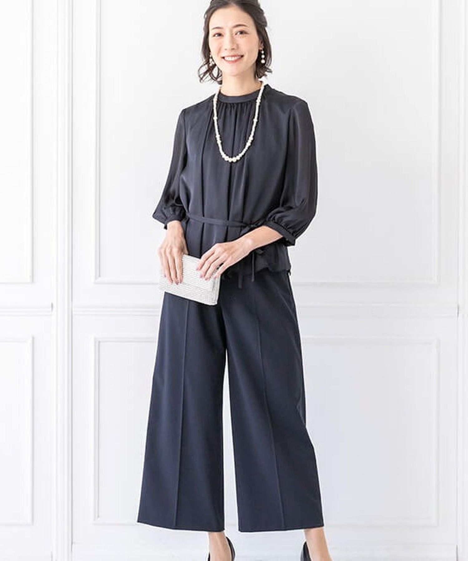 WEB限定｜オールネイビーのワイドパンツスーツ|東京ソワール