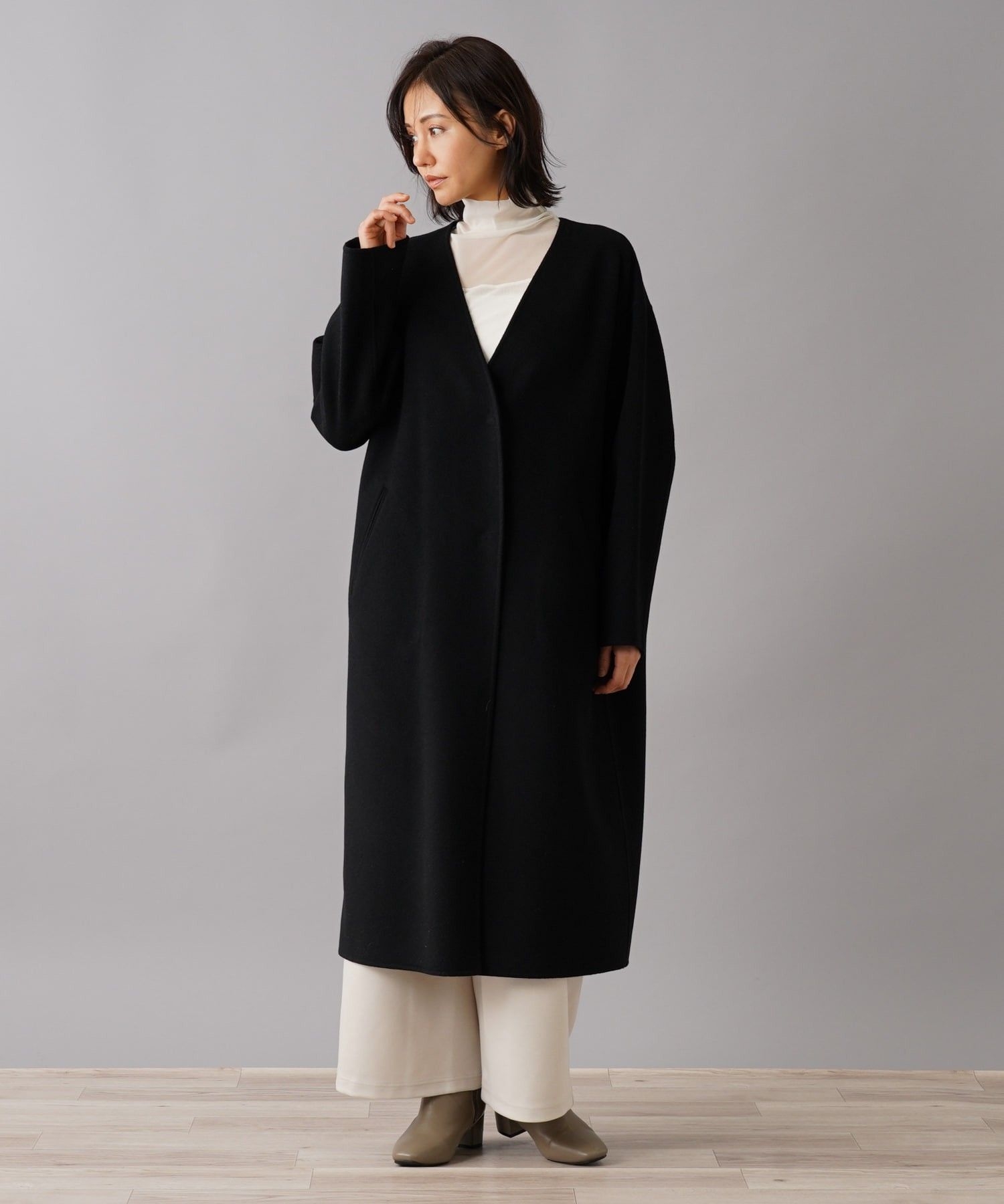 ノーカラーVネックコート【NEMIKA】|ネミカ | レリアン公式オンライン
