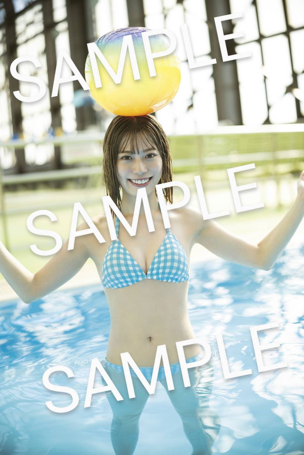 日向坂46東村芽依、ギンガムチェックビキニ・泡風呂で猫耳姿初解禁 1st