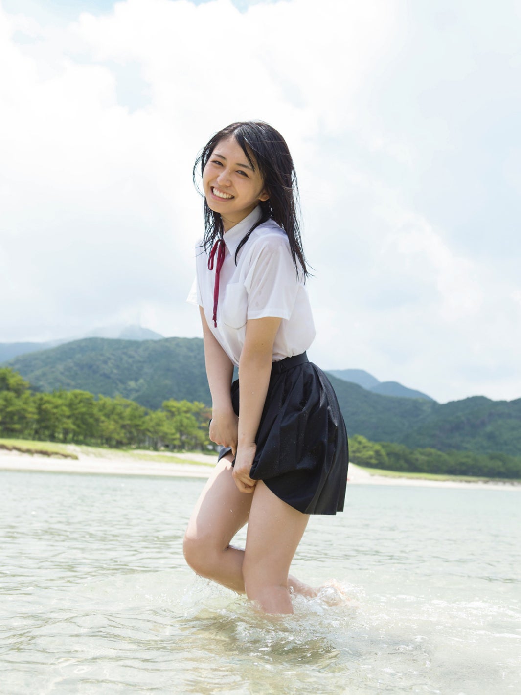 欅坂46長濱ねる・写真集インタビュー＞初の水着撮影、2ヶ月の