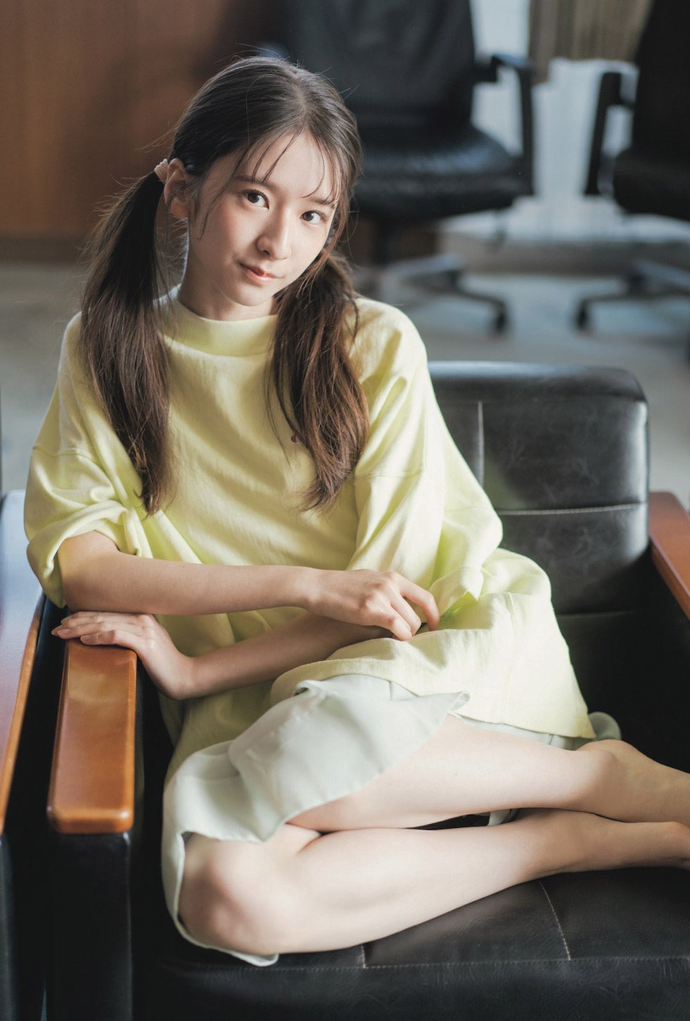 乃木坂46・5期生菅原咲月、現役高校生の圧倒的透明感放つ「B.L.T.