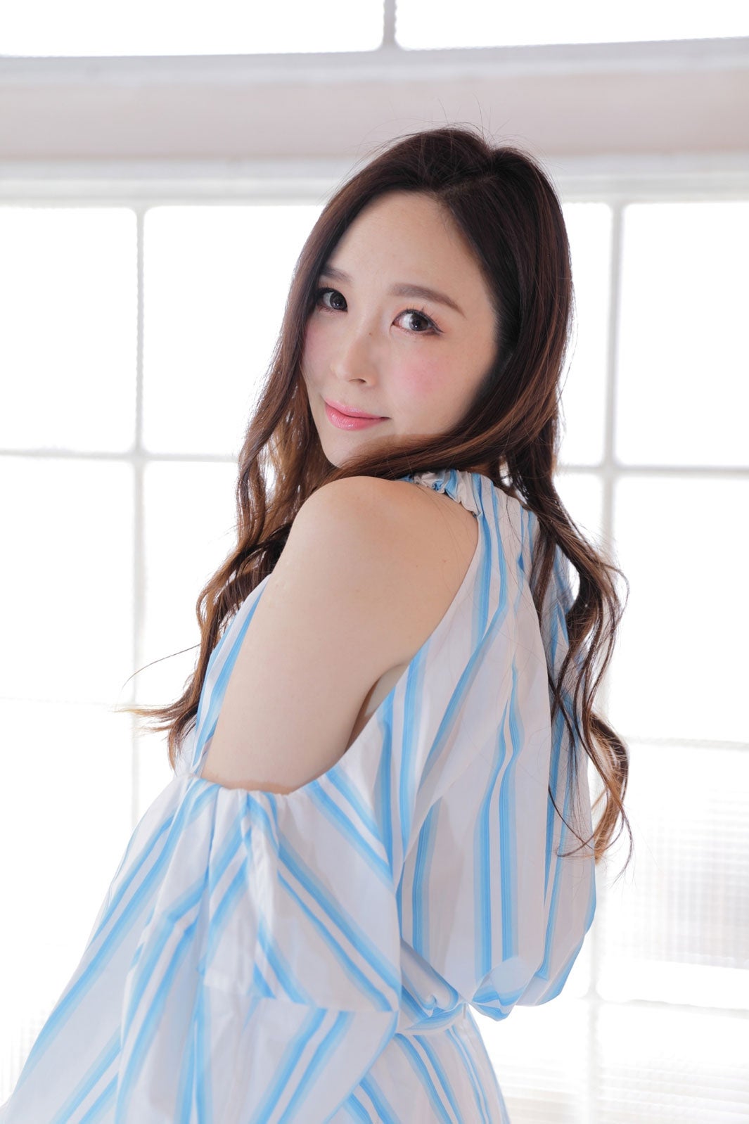 bF9Fa2M6VaXsy66CrShB51WByP2r93