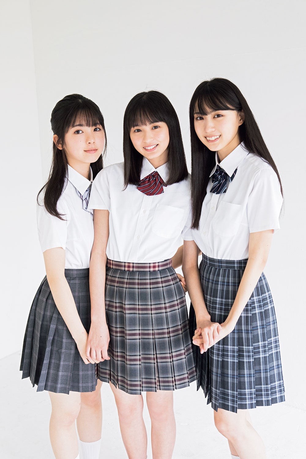 乃木坂46筒井あやめ・遠藤さくら・賀喜遥香、フレッシュな制服姿で
