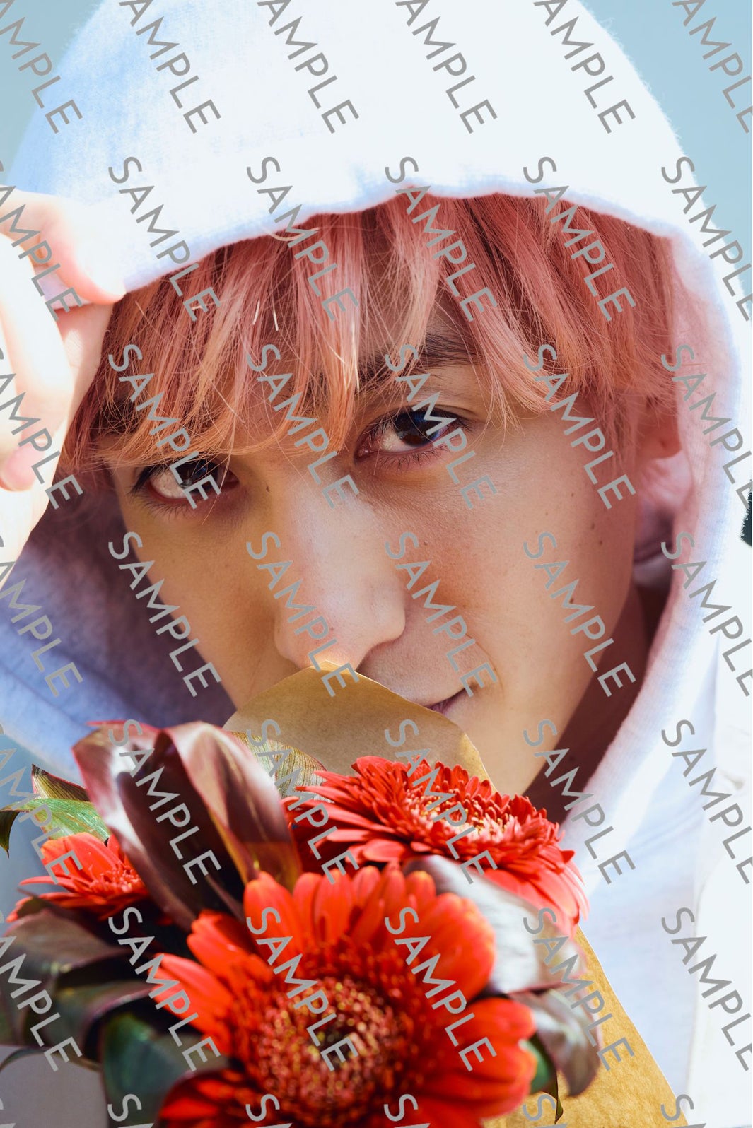 EXIT兼近大樹、セクシーな表情から無邪気な笑顔まで 1st写真集特典解禁