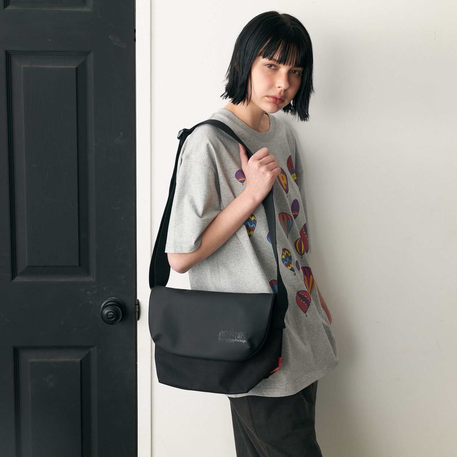 Nylon Messenger Bag JR Back Pocket W/ Divider Magnet VEG Leather