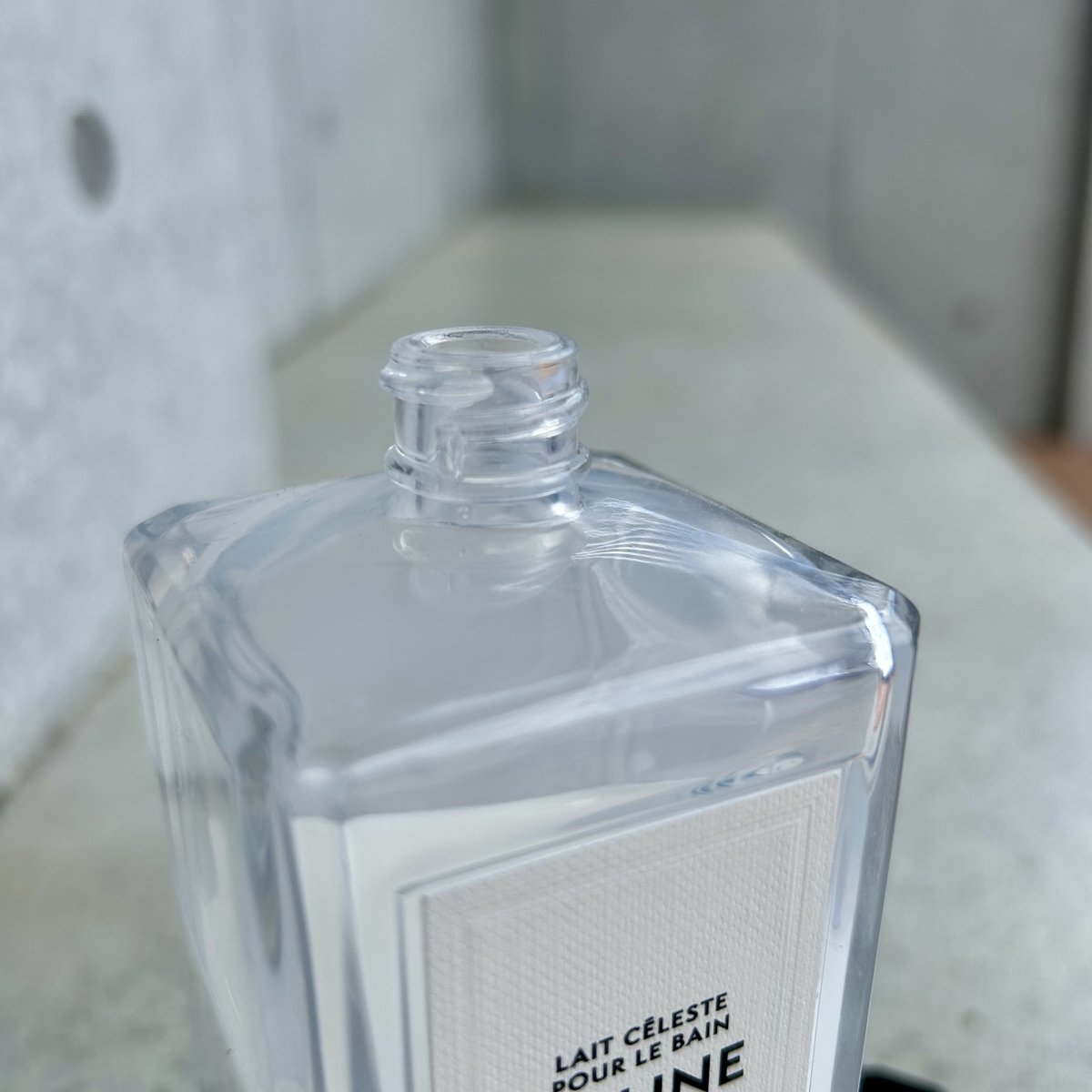 世にもリュクスな【セリーヌ】のバスミルク - スモールグッドシングス