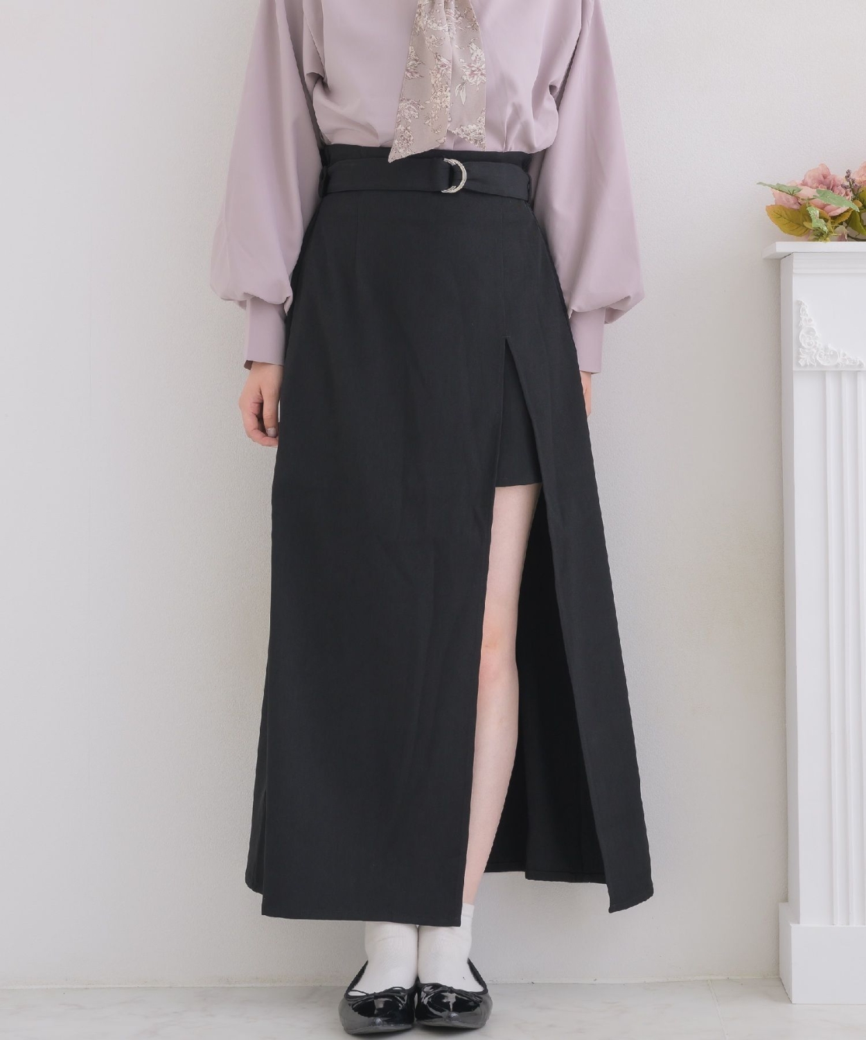 PEARLYGATES厚手のブラックスカートスリットデザイン1 PEARLYGATES厚手