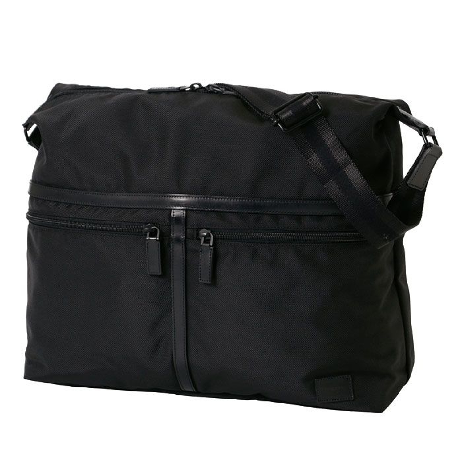 BOND(ボンド) SHOULDER BAG | 吉田カバンホームページ | YOSHIDA & Co.