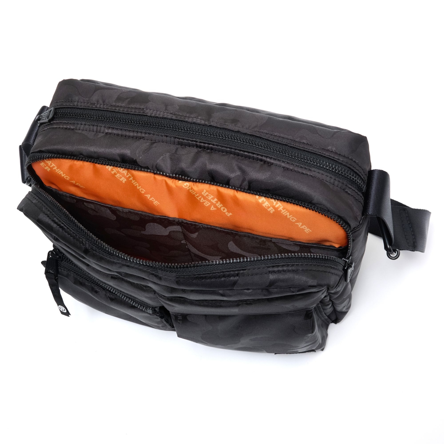 A BATHING APE x PORTER(ア ベイシング エイプ x ポーター) SHOULDER