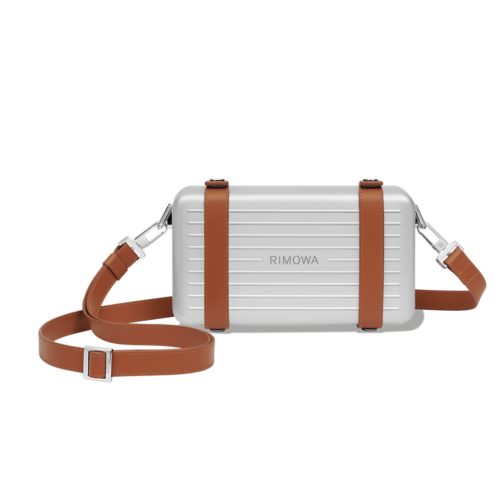 RIMOWA】リモワの人気クラッチバッグに新色＆新型が登場！ | CLASSY