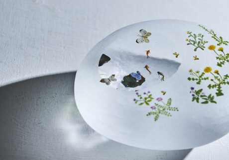 季節を写し取るガラスの芸術。津坂陽介 + 久保裕子 (日の出ガラス工芸