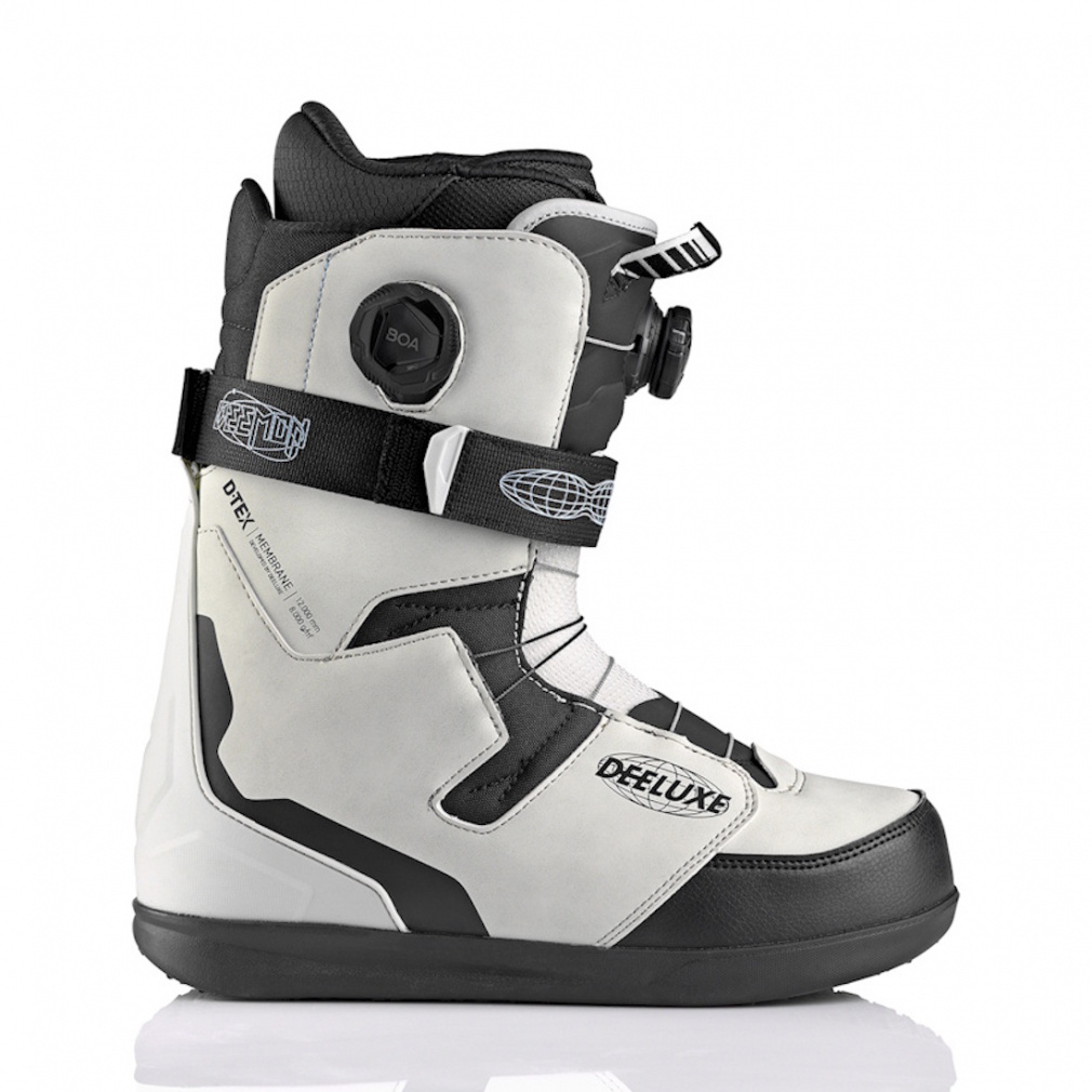 ディーラックス DEEMON PRO S4 572512 25-26年モデル スノーボード