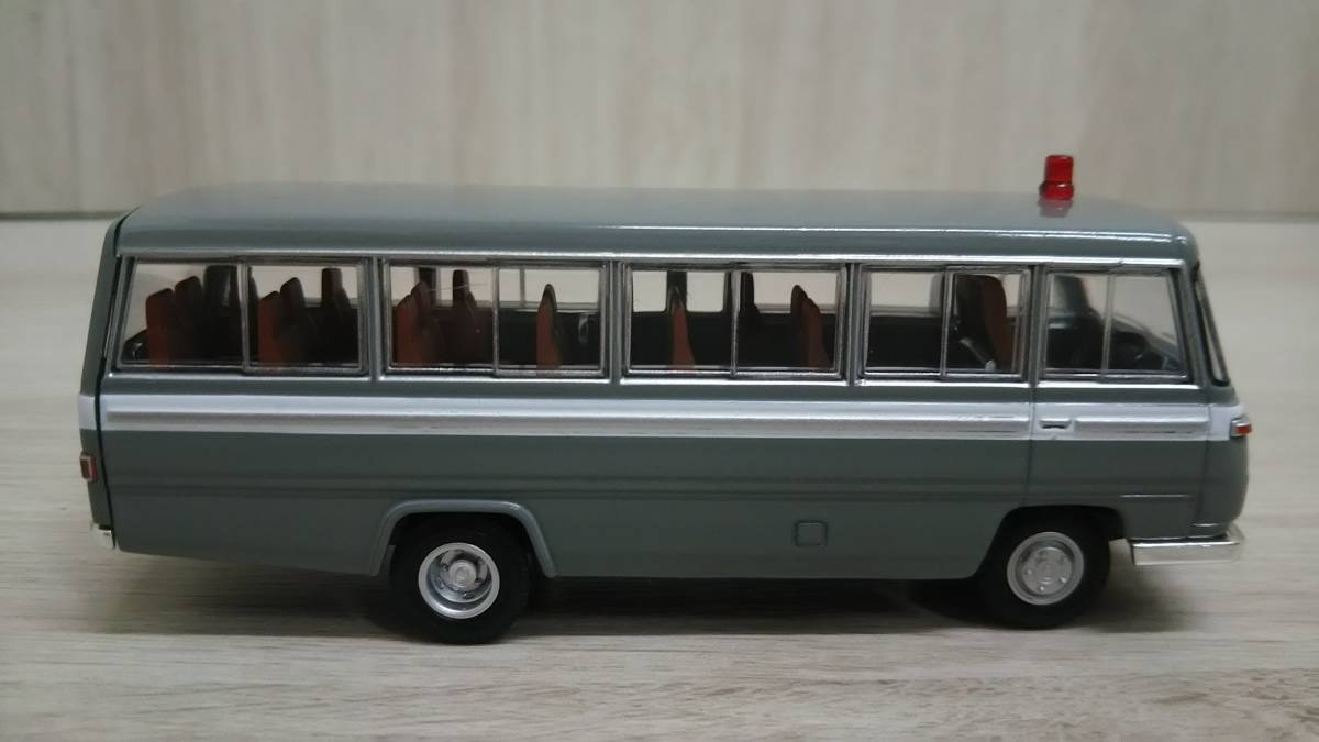 トミカ ミニカー 西部警察 VOL.09 ニッサン シビリアン(護送車