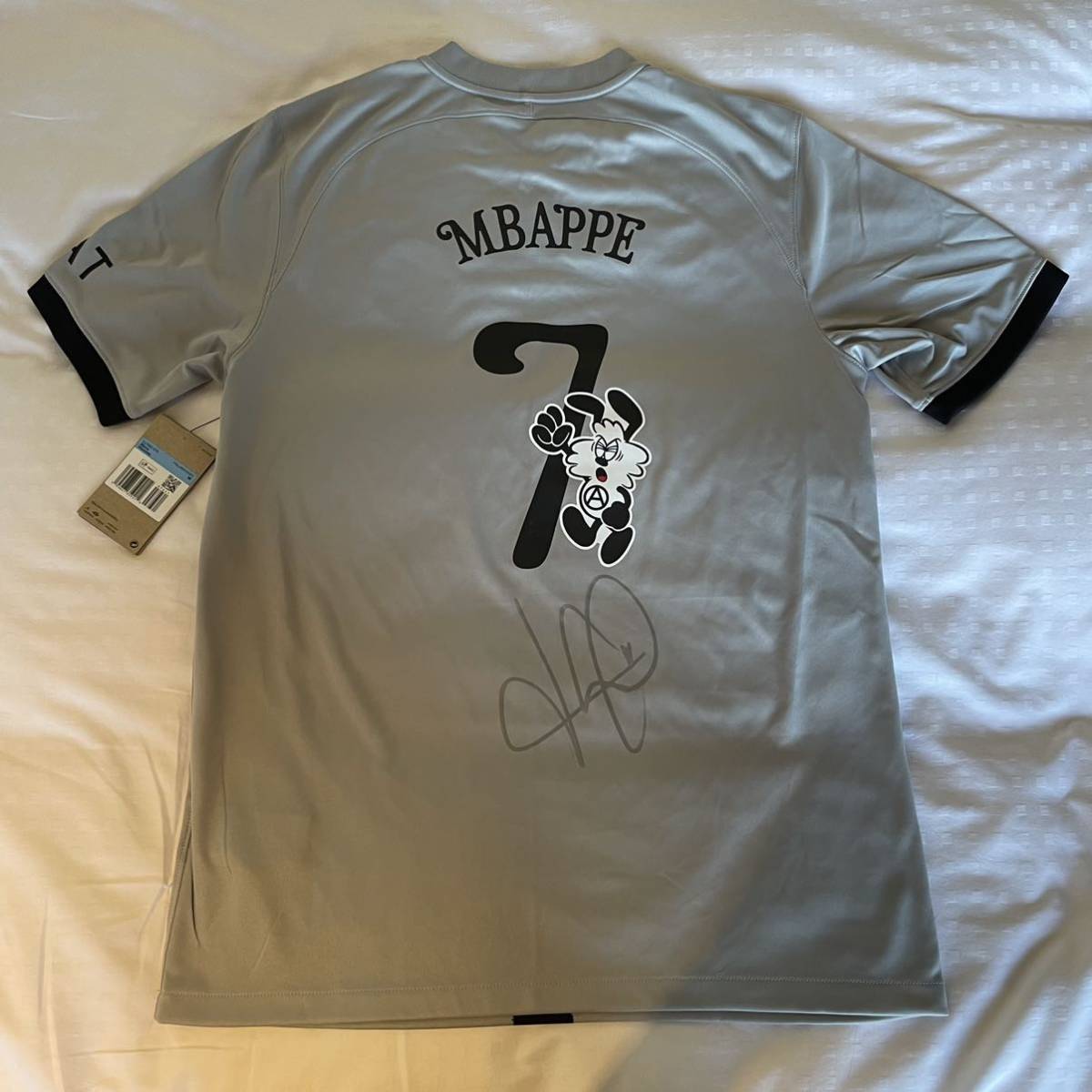 パリ・サンジェルマン MBAPPÉ 7 サイン入りシャツ パリ